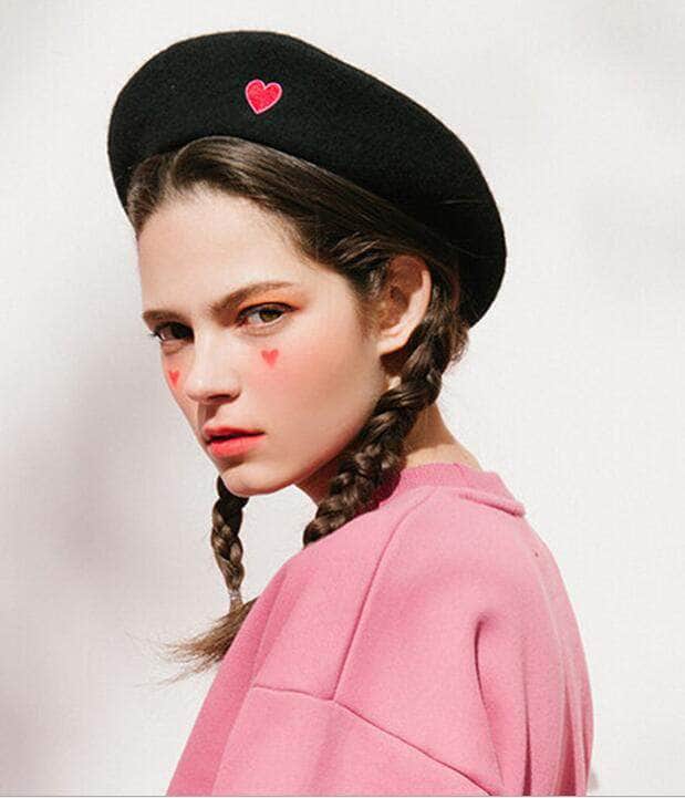 Vintage Cute Heart Embroidery Beret