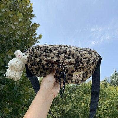 Retro Leopard Plush Chest Bag