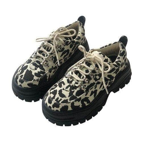 Thick-bottomed leopard print shoes