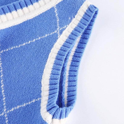 Argyle Knitted Sleeveless Crop Top