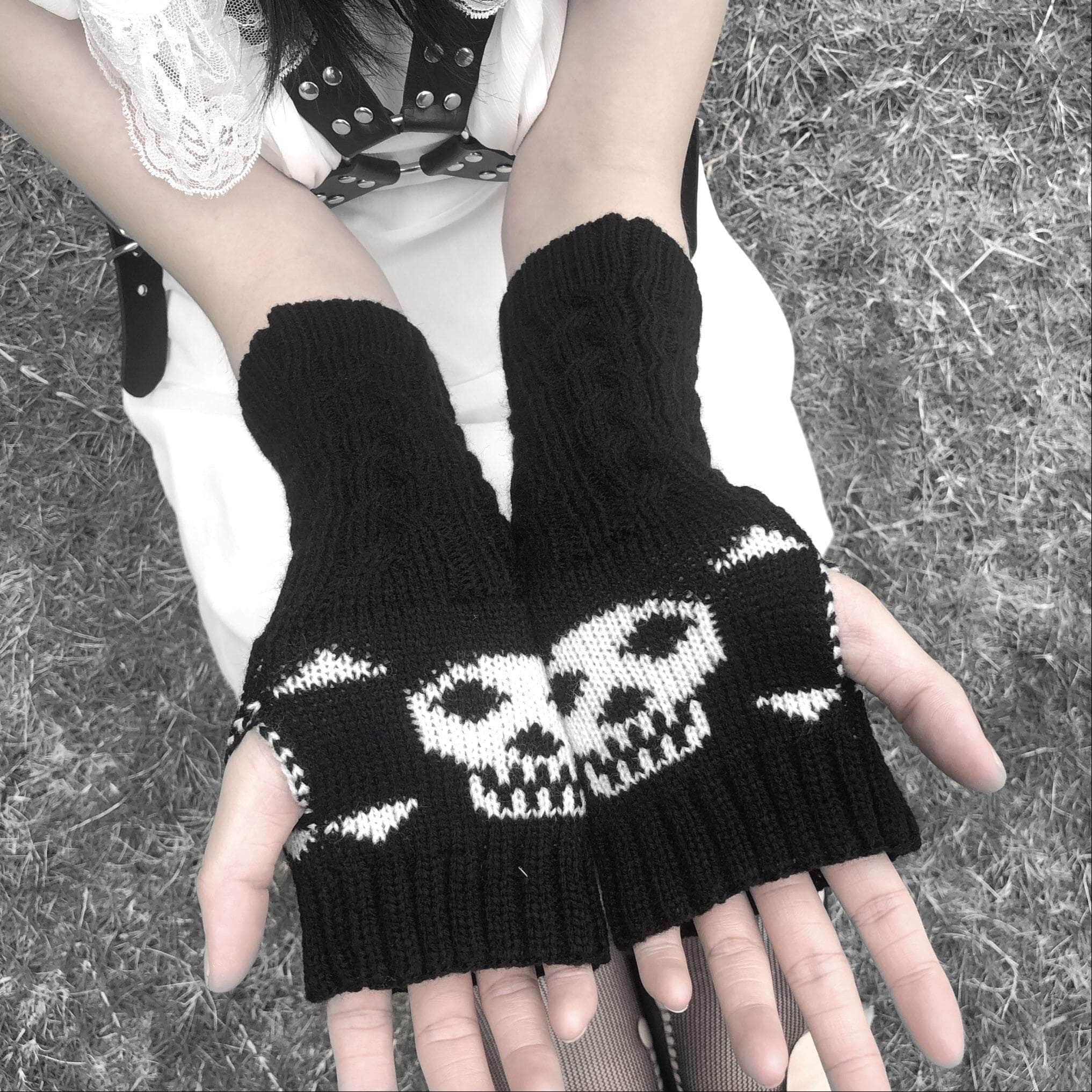 Black Skull Half Finger Knitted Long Glove