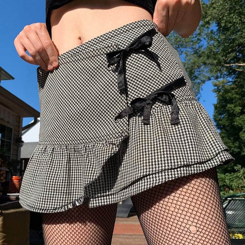 Ruffles Houndstooth Skirt
