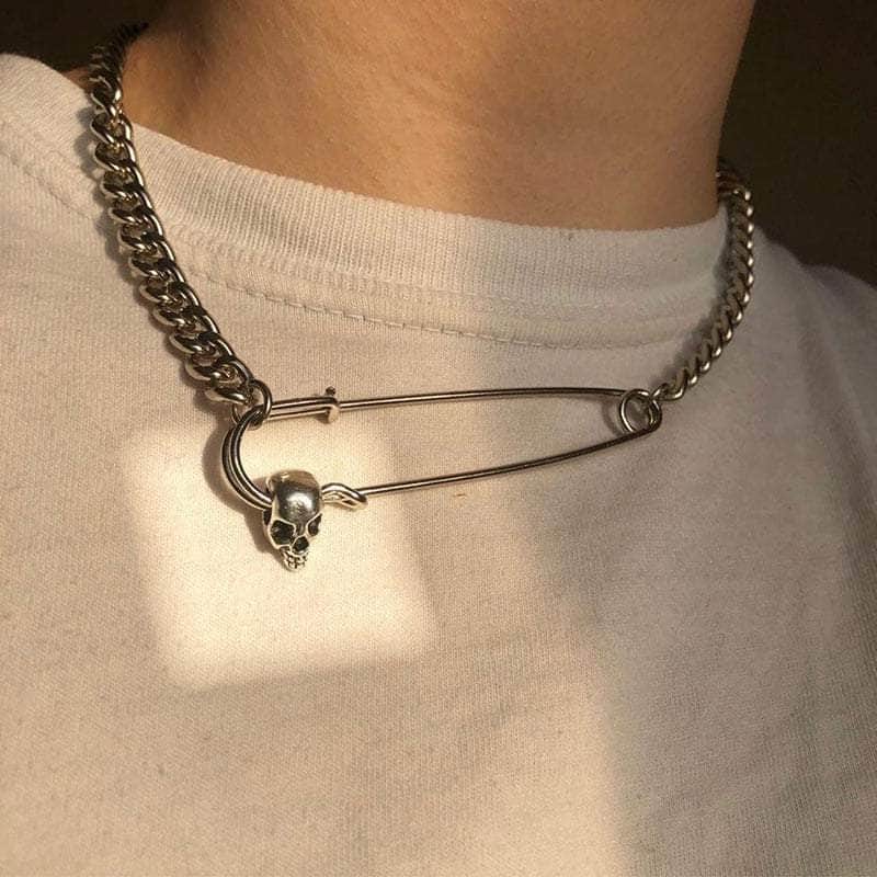 Pins Skull Pendant Necklace