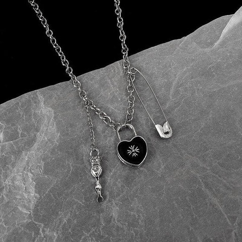 Irregular Punk Heart Lock Pins Necklace