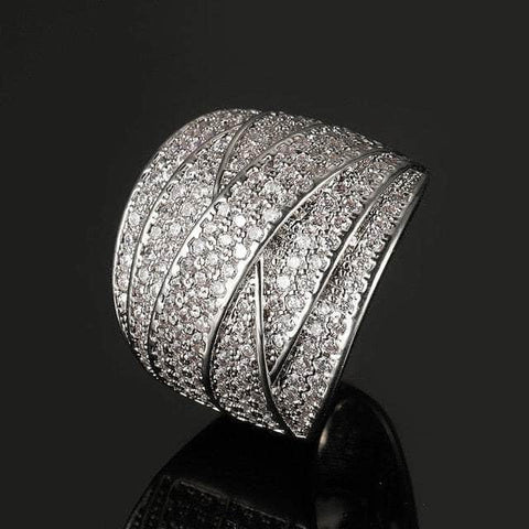 Charm Inlaid Zircon Rings